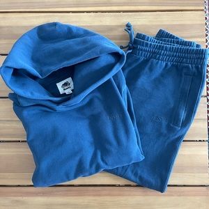 ROOTS ONE HOODIE AND SWEATPANTS